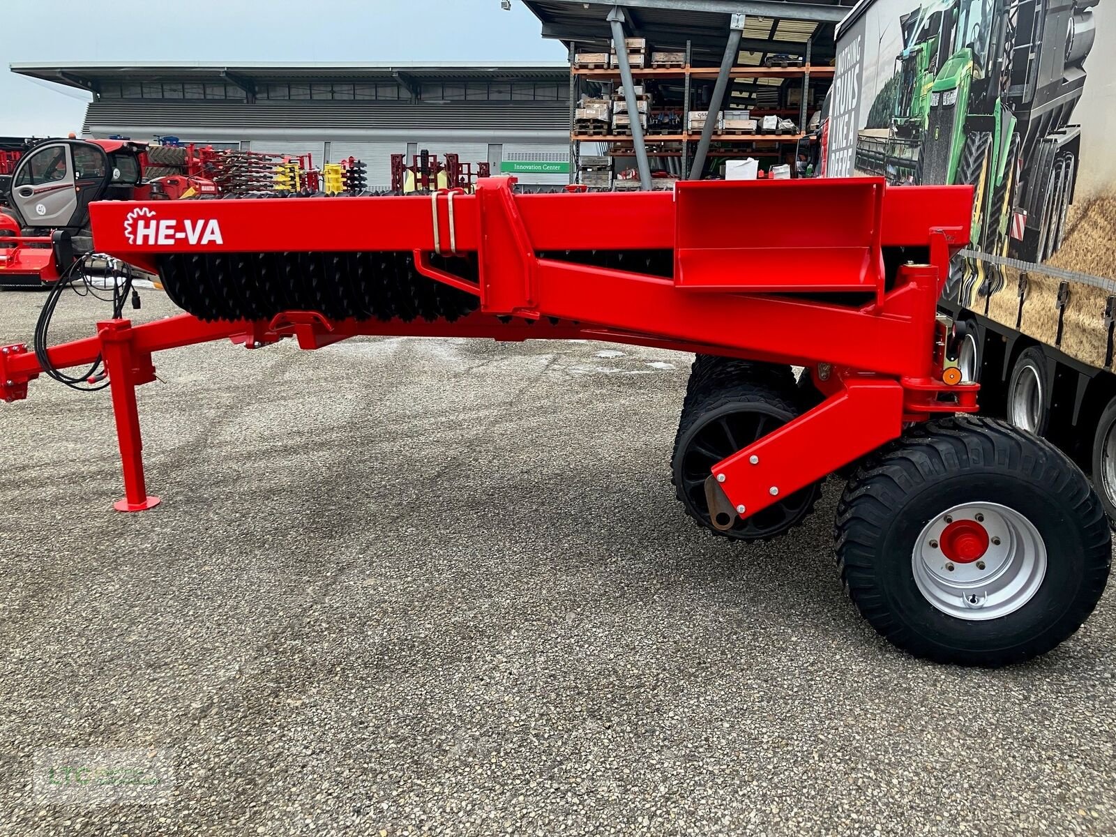 Packer & Walze Türe ait HE-VA Tiproller 820, Neumaschine içinde Korneuburg (resim 7)