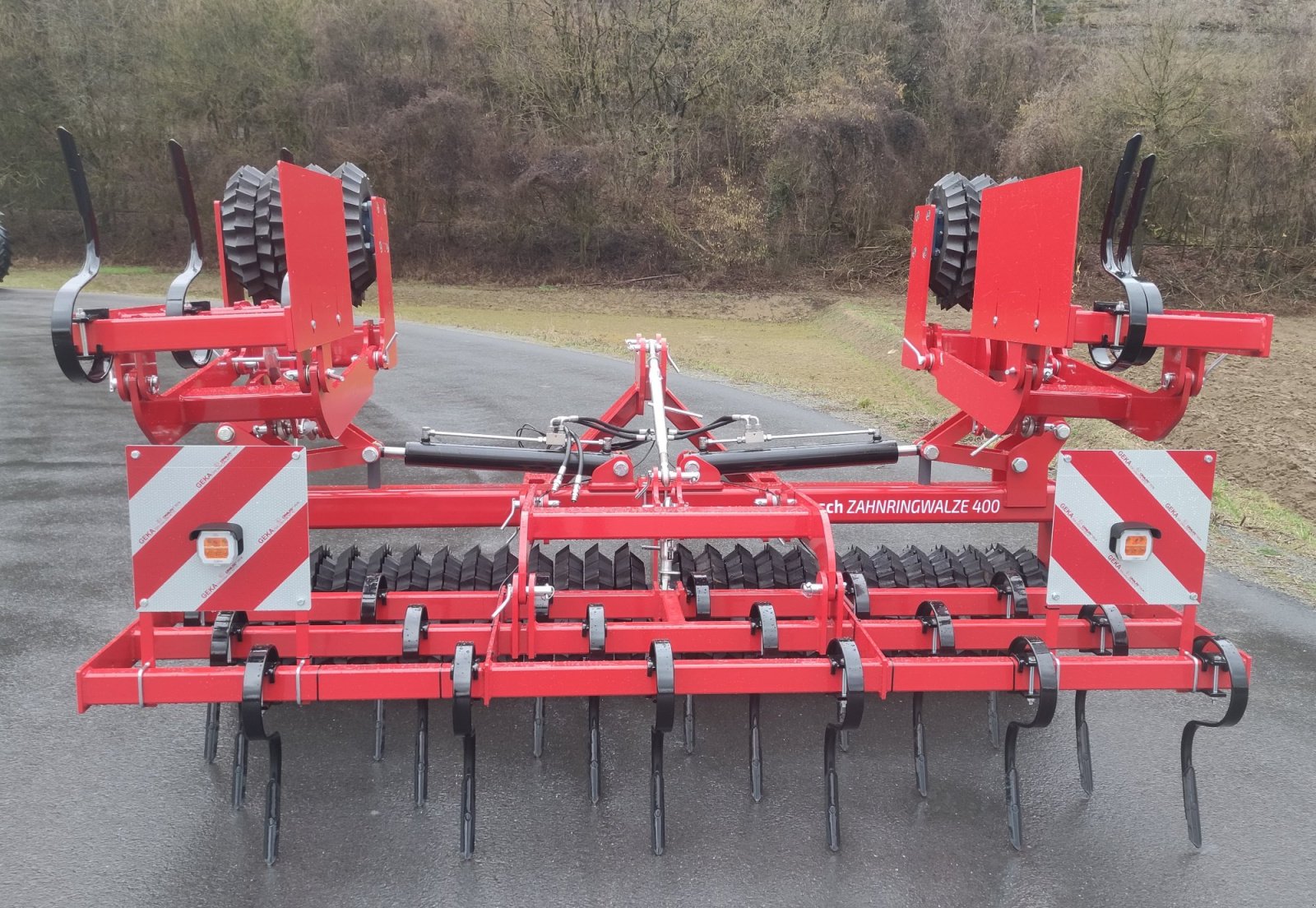 Packer & Walze типа Husch Zahnringwalze 400, Neumaschine в Schöntal (Фотография 12)