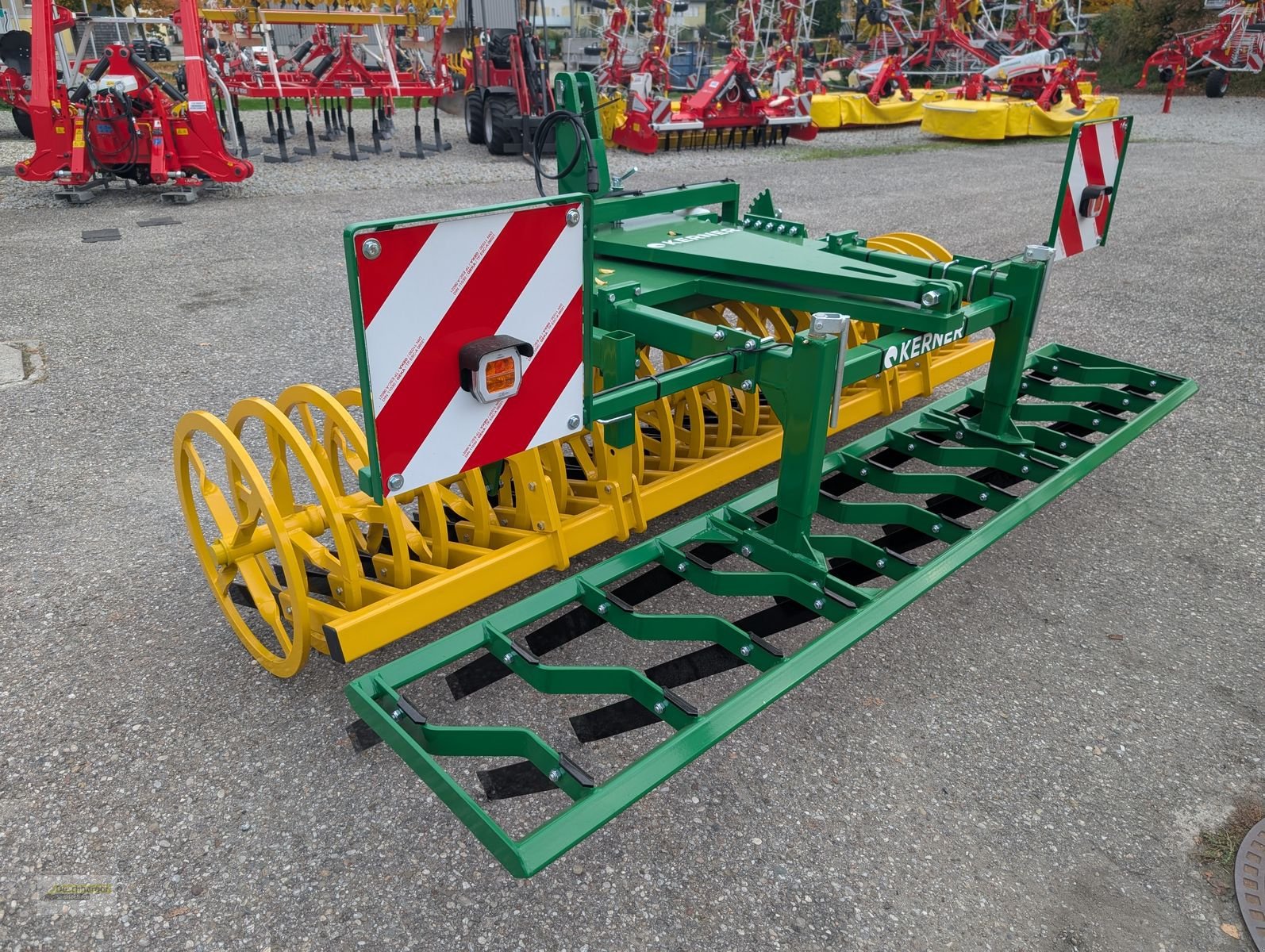 Packer & Walze typu Kerner FP 300 PCW, Neumaschine v Senftenbach (Obrázek 1)