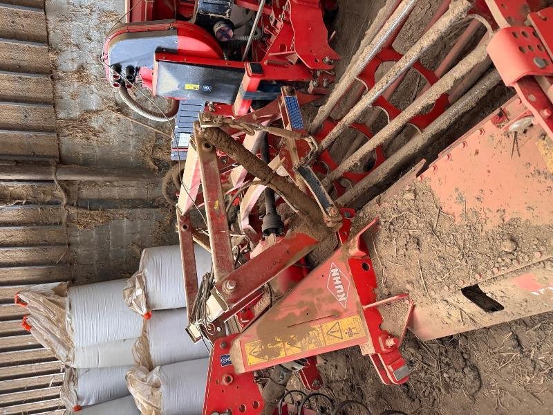 Packer & Walze des Typs Kuhn RELEVAGE, Gebrauchtmaschine in ESCAUDOEUVRES (Bild 1)