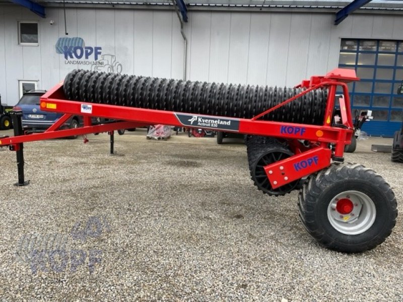 Packer & Walze of the type Kverneland Kverneland Actiroll 830 Classic Cambridge 80 Hektar, Gebrauchtmaschine in Schutterzell