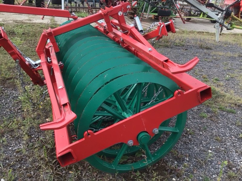 Packer & Walze des Typs Kverneland WP 902– 330, Neumaschine in Angermünde/OT Kerkow (Bild 9)