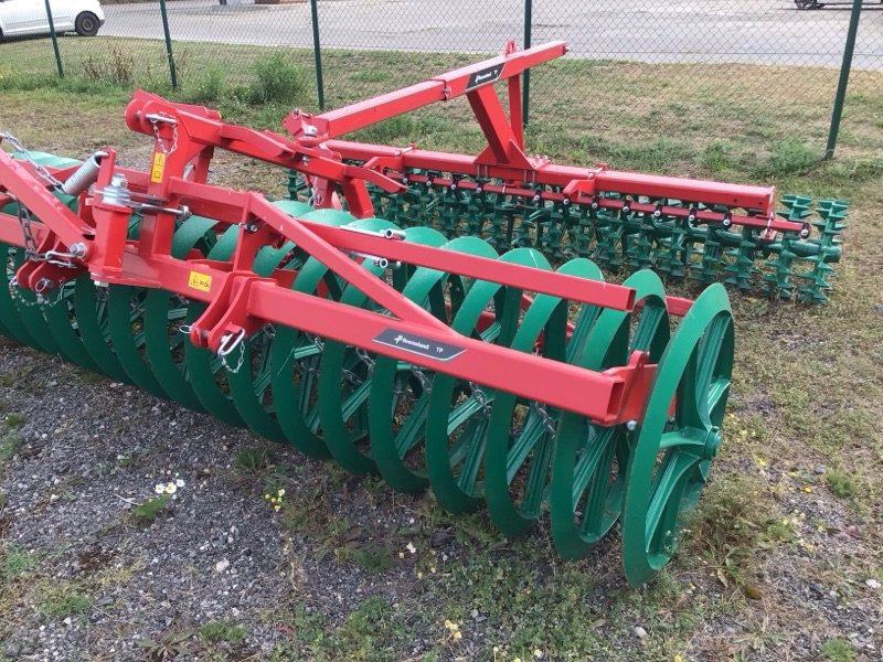 Packer & Walze des Typs Kverneland WP 902– 330, Neumaschine in Angermünde/OT Kerkow (Bild 3)