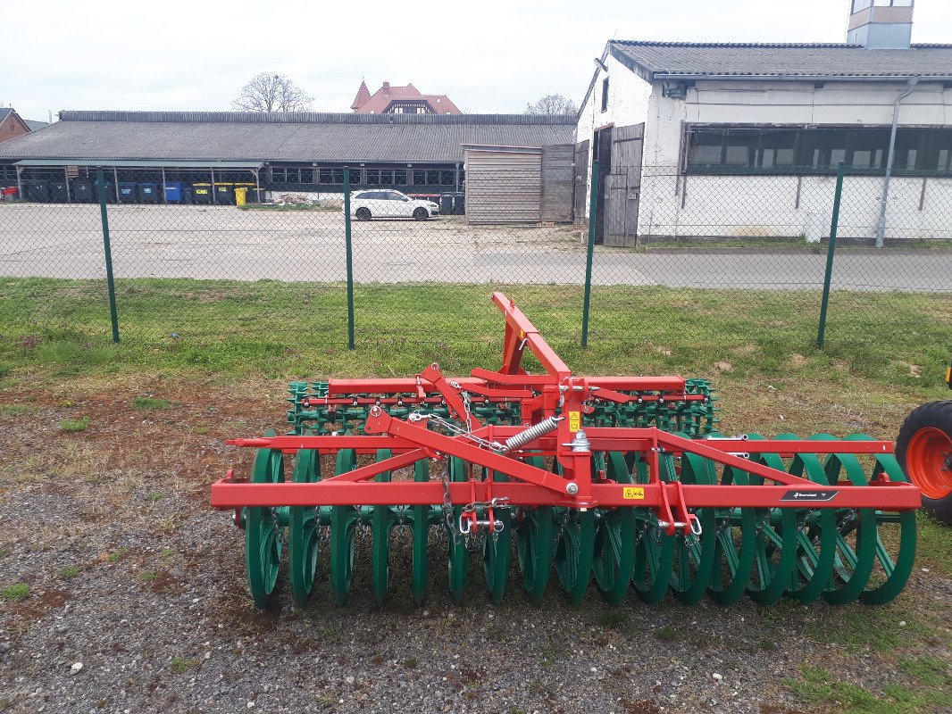 Packer & Walze des Typs Kverneland WP 902– 330, Neumaschine in Angermünde/OT Kerkow (Bild 4)