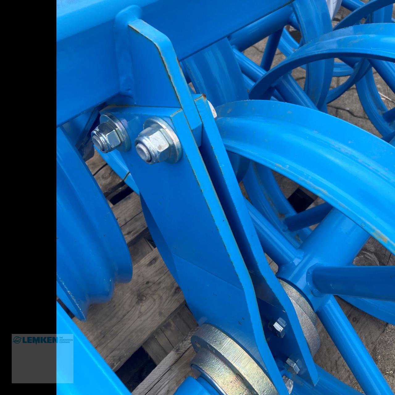 Packer & Walze типа Lemken Doppelprofilringwalze 2 Meter D540 (Fahrtrichtung links), Neumaschine в Alpen (Фотография 5)