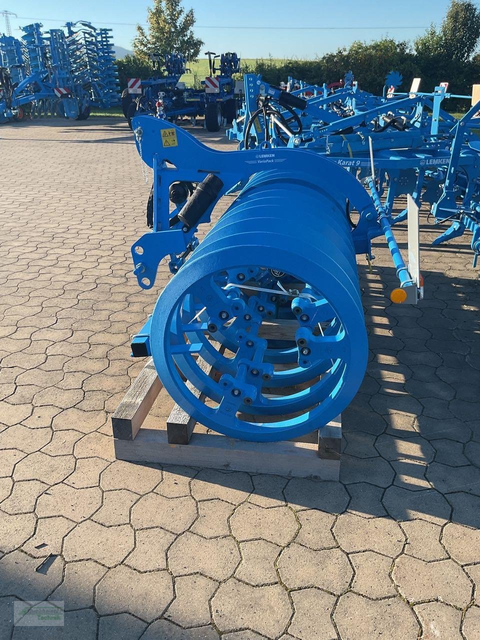Packer & Walze des Typs Lemken VarioPack FE, Neumaschine in Coppenbruegge (Bild 2)