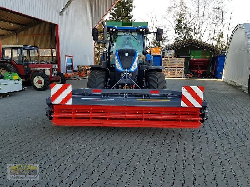 Packer & Walze of the type Madara Messerwalze RL 300 D EU, Neumaschine in Teublitz (Picture 12)