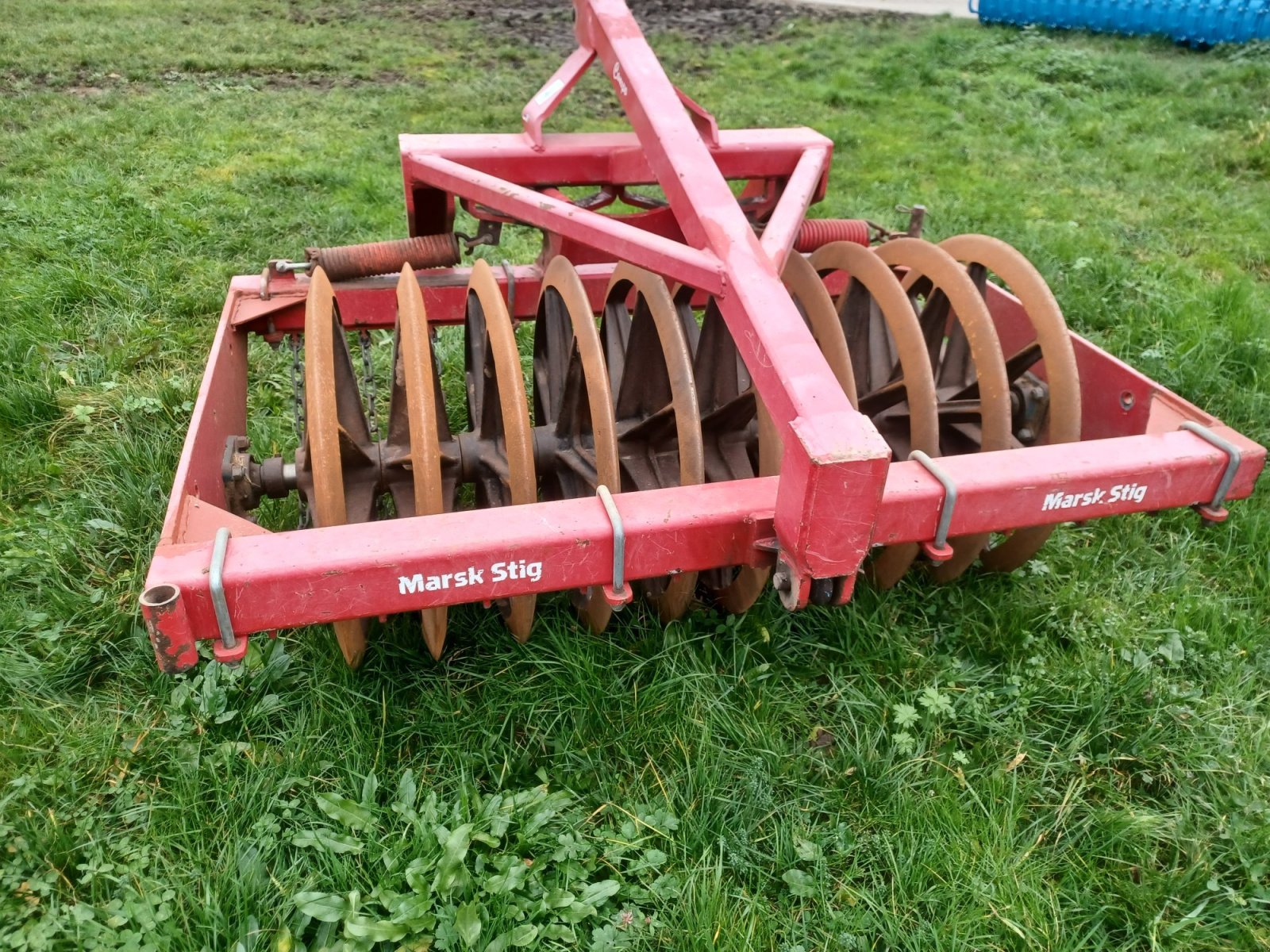 Packer & Walze Türe ait Marsk Stig Frontpacker mit Lenkbock, Neumaschine içinde Uffenheim (resim 1)