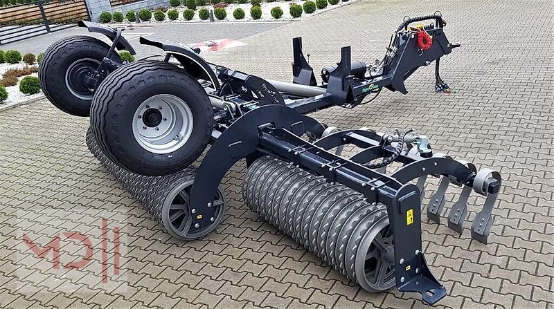 Packer & Walze des Typs MD Landmaschinen AGT Cambridgewalze WD Premium  5 m -6 m 3 Zylinder, Neumaschine in Zeven (Bild 2)