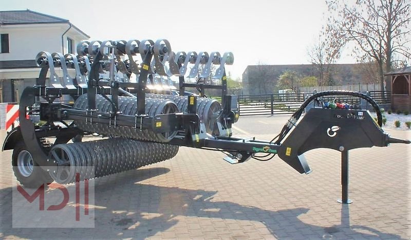 Packer & Walze des Typs MD Landmaschinen AGT Cambridgewalze WD Premium  5 m -6 m 3 Zylinder, Neumaschine in Zeven (Bild 5)