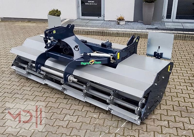 Packer & Walze des Typs MD Landmaschinen AGT Messerwalze 3,0 m – 3,5 m, Neumaschine in Zeven (Bild 4)