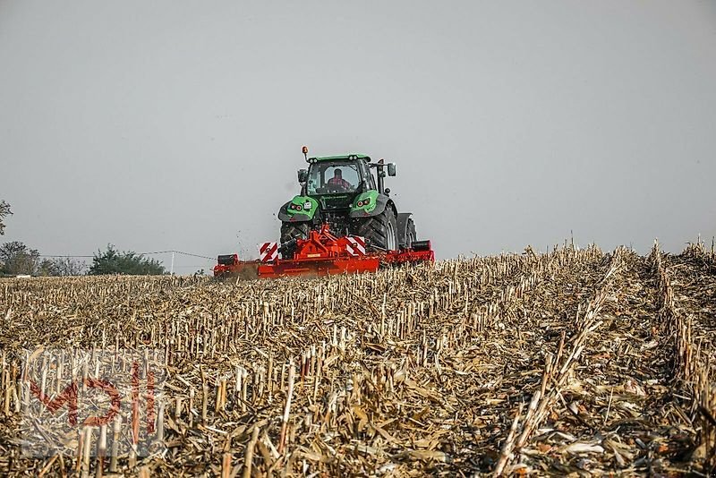 Packer & Walze des Typs MD Landmaschinen KR Cut Roller Messerwalzen-Kombination 5,0mH -6,0mH, Neumaschine in Zeven (Bild 4)