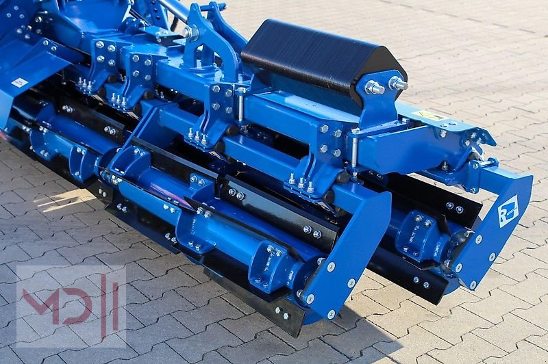 Packer & Walze tip MD Landmaschinen Rolmako TurboCut Doppelmesserwalze 4,0- 5,0m-6,0m, Neumaschine in Zeven (Poză 16)