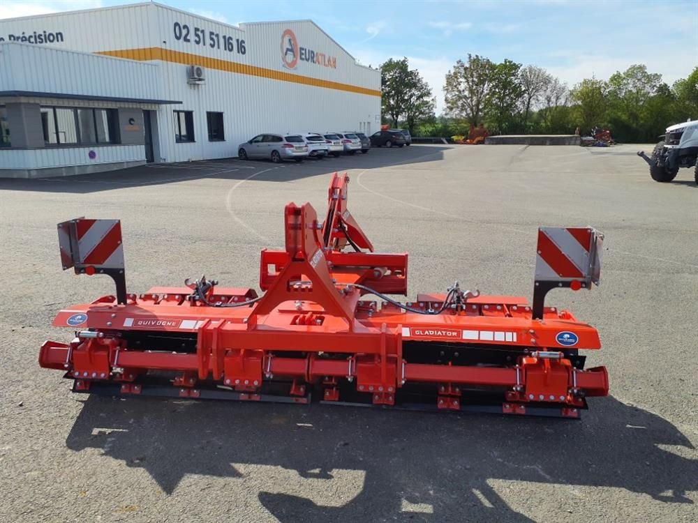 Packer & Walze tipa Quivogne Gladiator 300, Gebrauchtmaschine u ANTIGNY (Slika 4)