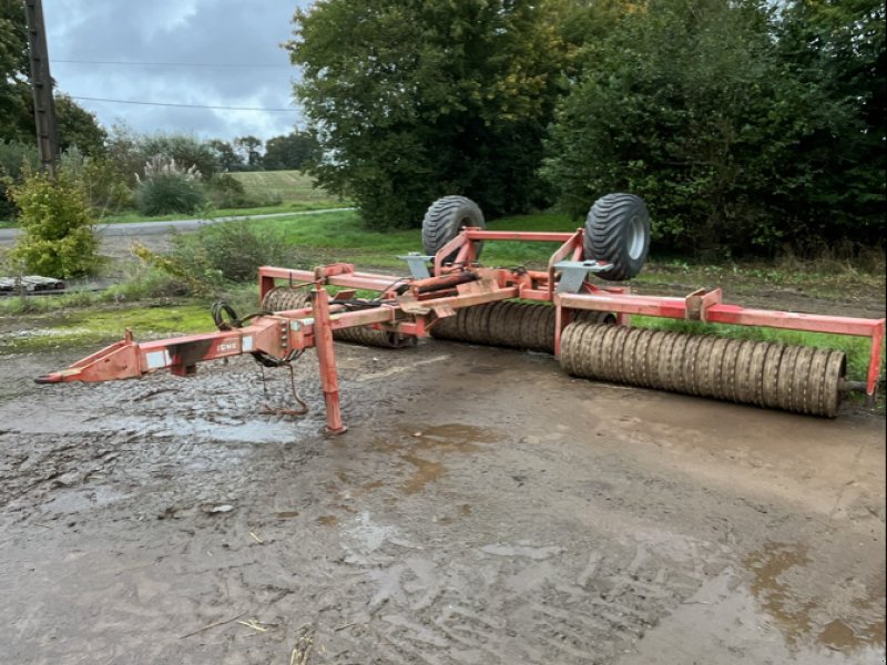 Packer & Walze des Typs Quivogne Rlm1 m, Gebrauchtmaschine in JOSSELIN