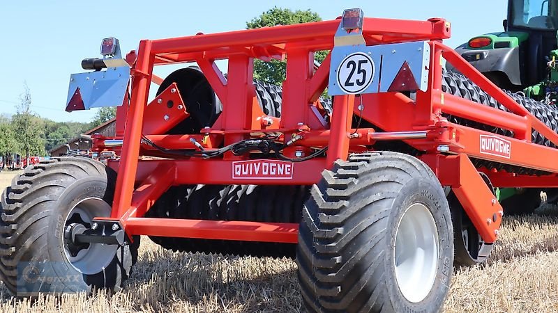 Packer & Walze typu Quivogne ROLLFIRST 8,20m-520mm Ringe--XL-Bereifung--Neue 2025 er-- Sofort ab Lager verfügbar-, Neumaschine v Ennigerloh (Obrázek 14)