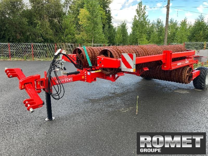 Packer & Walze типа Quivogne ROLLMAX 950, Gebrauchtmaschine в Gennes sur glaize (Фотография 1)