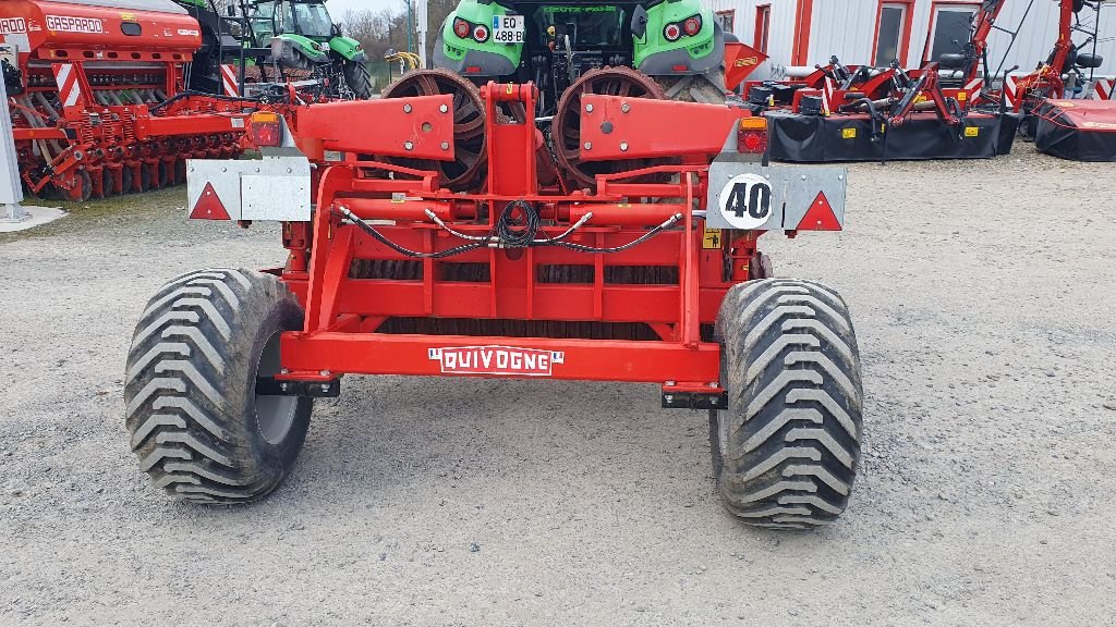 Packer & Walze типа Quivogne ROLLMOT 630, Gebrauchtmaschine в CIVENS (Фотография 6)