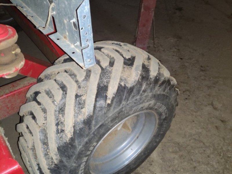 Packer & Walze tip Quivogne ROLLMOT 830, Gebrauchtmaschine in COGNAC LA FORET (Poză 1)