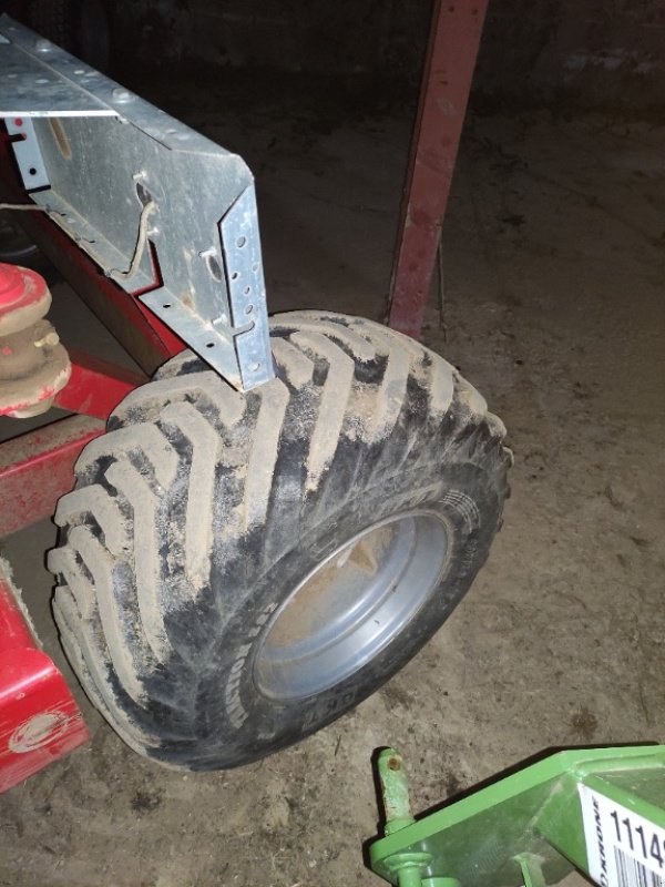 Packer & Walze del tipo Quivogne ROLLMOT 830, Gebrauchtmaschine In COGNAC LA FORET (Immagine 4)