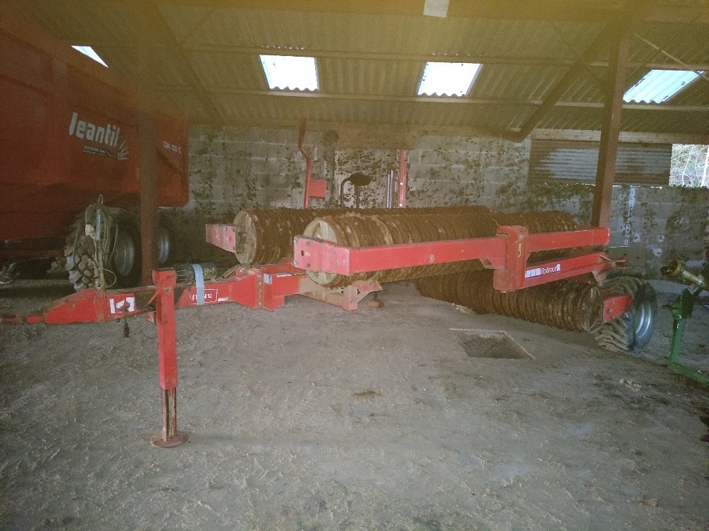 Packer & Walze del tipo Quivogne ROLLMOT 830, Gebrauchtmaschine In COGNAC LA FORET (Immagine 2)