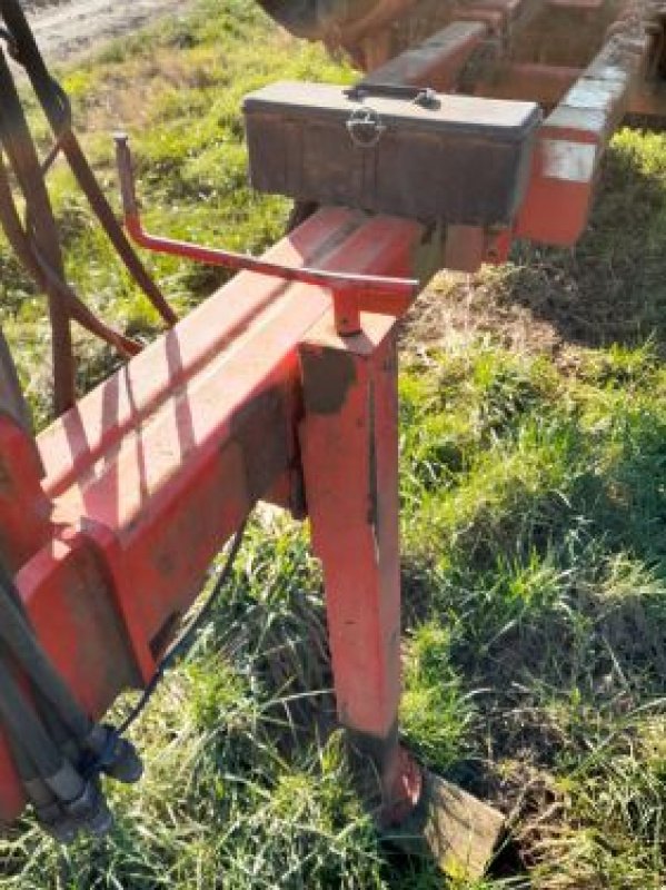 Packer & Walze Türe ait Quivogne ROLLMOT, Gebrauchtmaschine içinde DUN SUR MEUSE (resim 9)