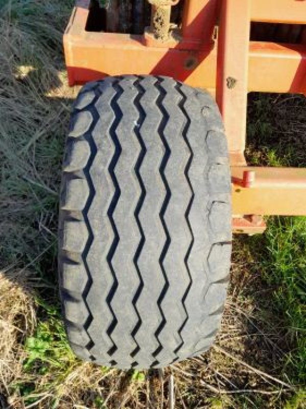 Packer & Walze Türe ait Quivogne ROLLMOT, Gebrauchtmaschine içinde DUN SUR MEUSE (resim 5)