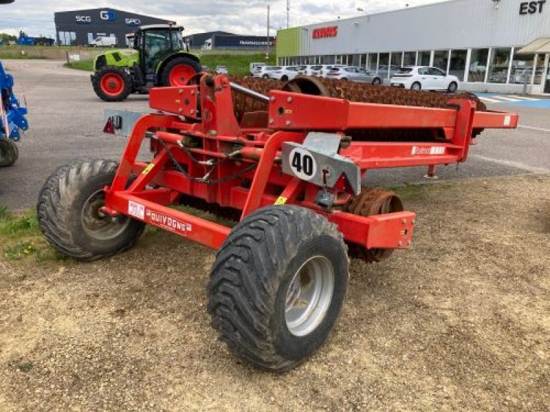 Packer & Walze of the type Quivogne ROLLMOT, Gebrauchtmaschine in Belleville sur Meuse (Picture 1)