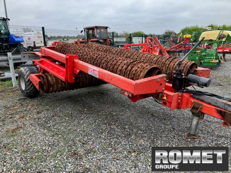 Packer & Walze Türe ait Quivogne ROLLMOT830, Gebrauchtmaschine içinde Gennes sur glaize (resim 2)