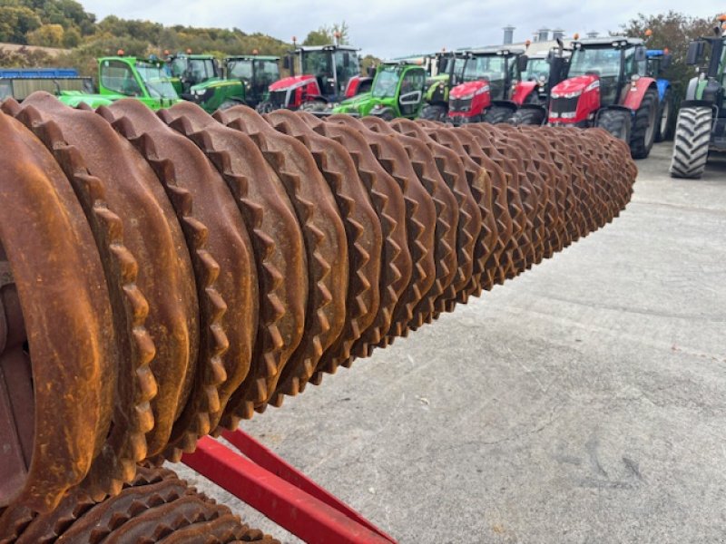 Packer & Walze типа Quivogne ROUR 830, Gebrauchtmaschine в VERDUN (Фотография 5)