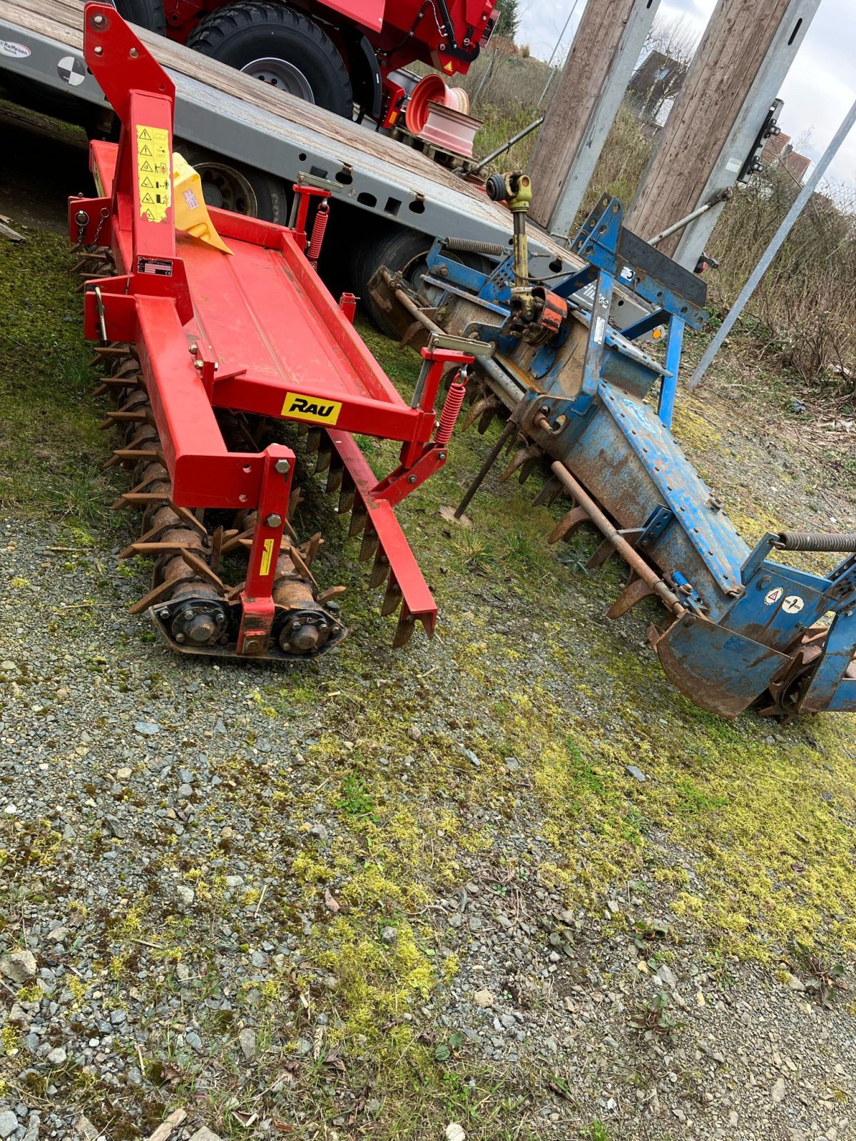 Packer & Walze des Typs Rau Frontsterntiller 5-73, Gebrauchtmaschine in Korbach (Bild 1)