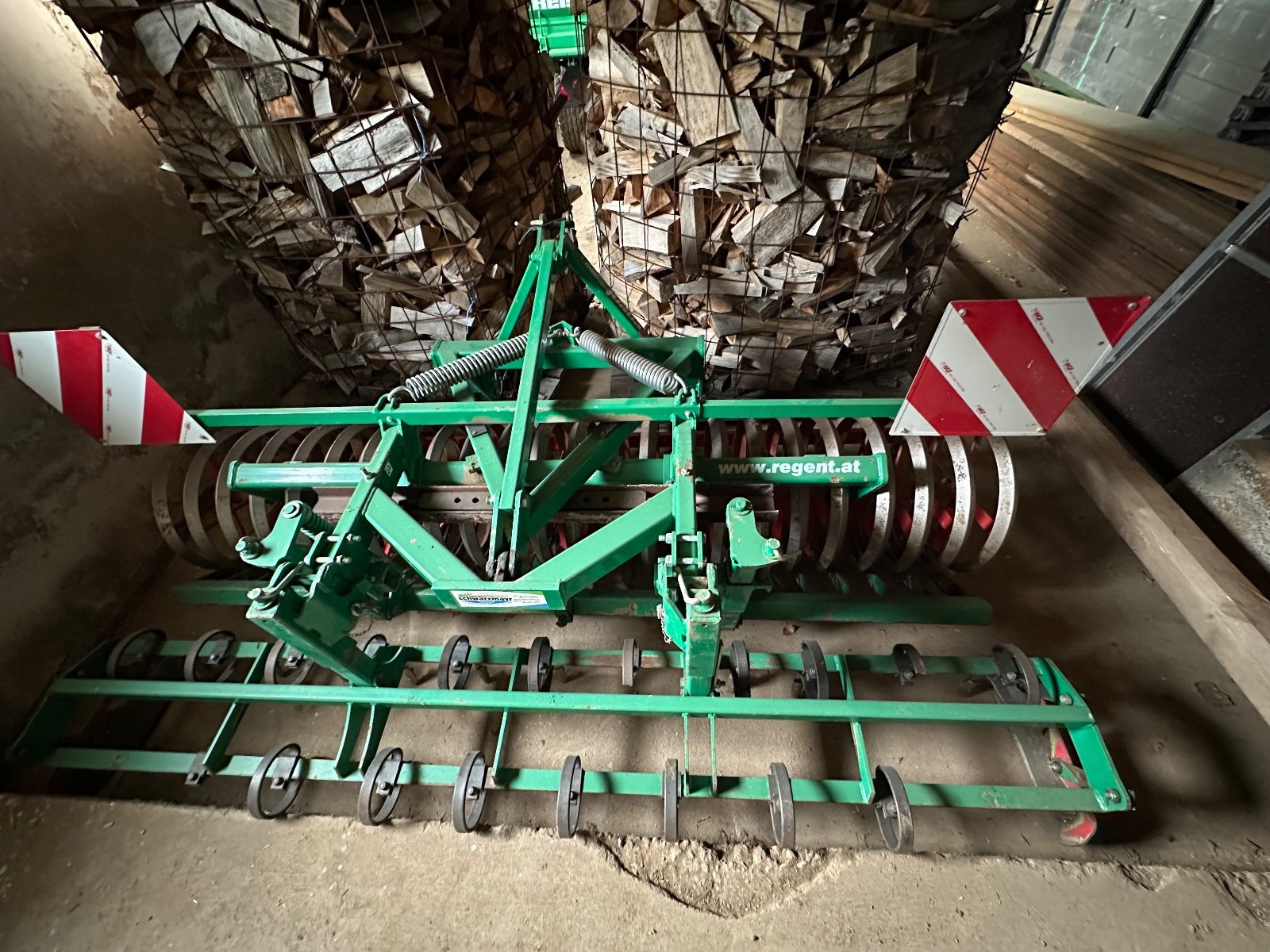 Packer & Walze του τύπου Regent FL-RW 300, Gebrauchtmaschine σε Loiching (Φωτογραφία 1)