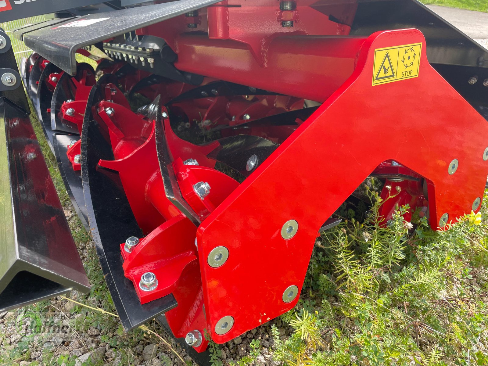 Packer & Walze des Typs Saphir SinusCut 300, Neumaschine in Hohentengen (Bild 4)