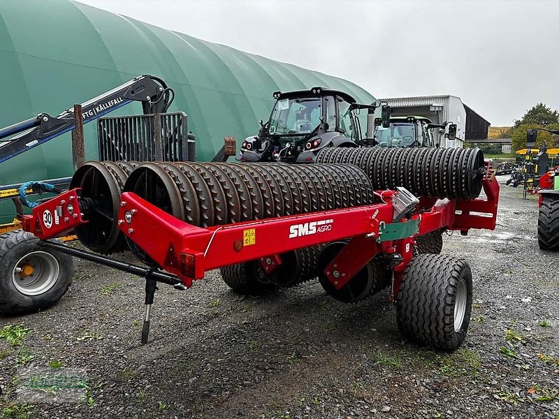 Packer & Walze του τύπου SMS CV1020 Ackerwalze Demomaschine, Vorführmaschine σε Schlettau (Φωτογραφία 1)
