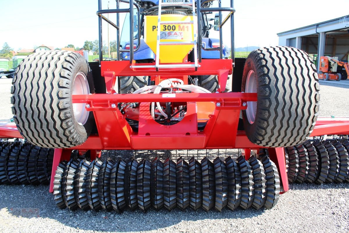 Packer & Walze des Typs SMS Titan 630 + APV PS 300 Nachsaatgerät-NEU, Neumaschine in Eberschwang (Bild 17)