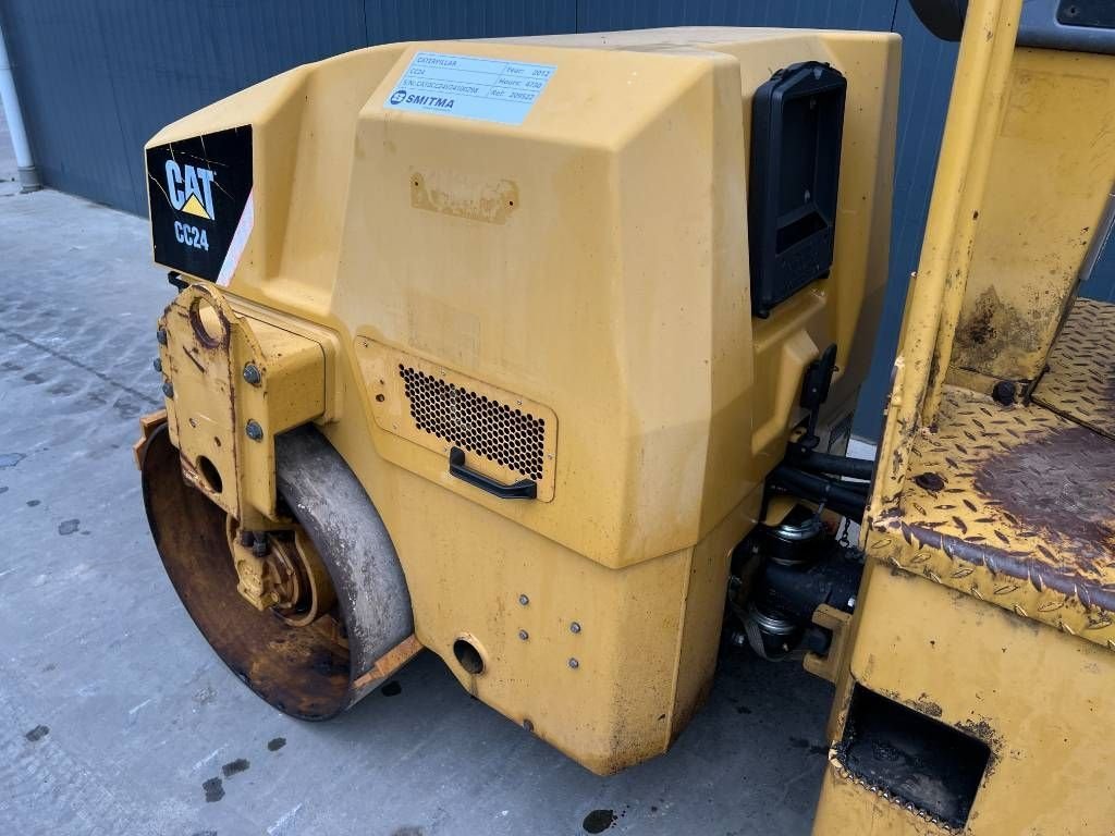Packer & Walze du type Sonstige Cat CC24, Gebrauchtmaschine en Venlo (Photo 10)