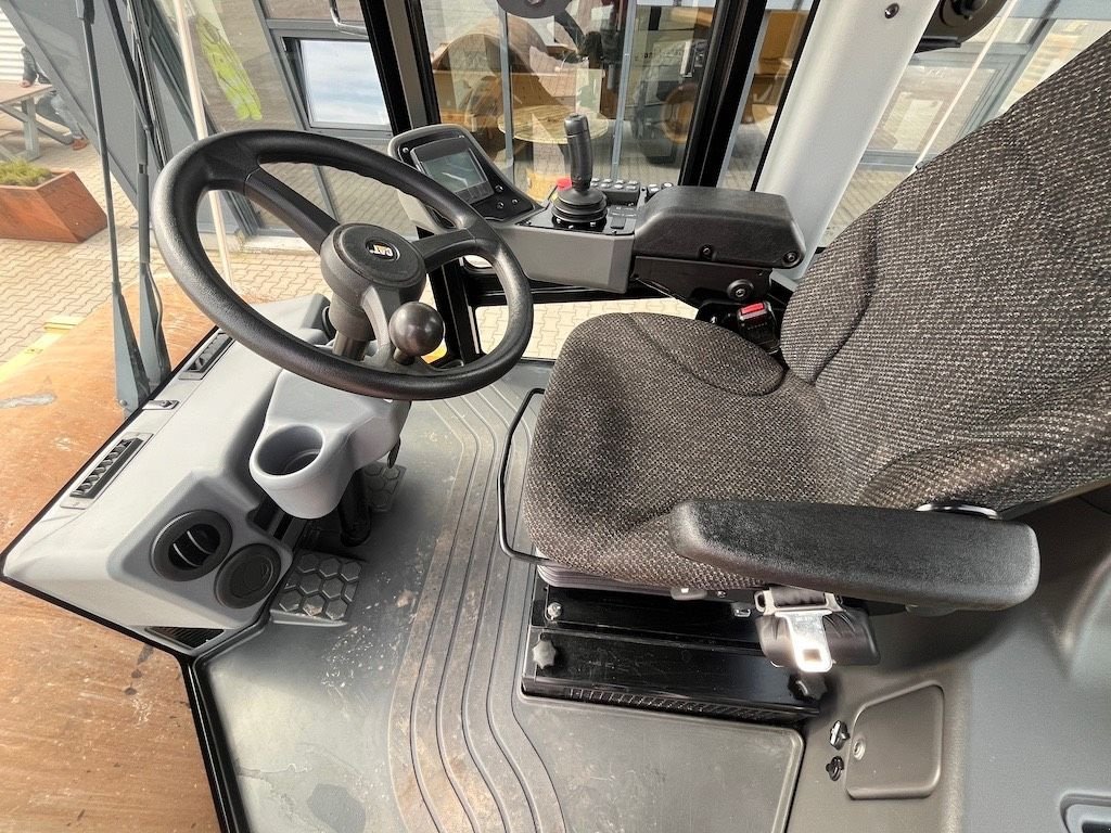 Packer & Walze от тип Sonstige Cat CS 66 B, Gebrauchtmaschine в Oud Gastel (Снимка 8)