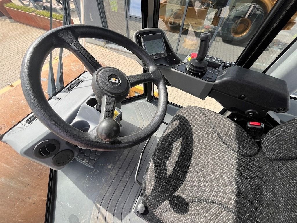 Packer & Walze des Typs Sonstige Cat CS 66 B, Gebrauchtmaschine in Oud Gastel (Bild 10)