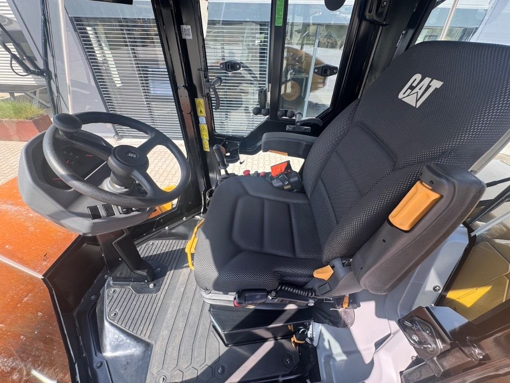 Packer & Walze tip Sonstige Cat CS10GC, Gebrauchtmaschine in Oud Gastel (Poză 8)