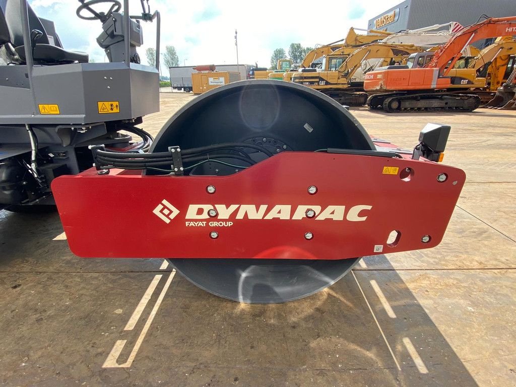 Packer & Walze tip Sonstige Dynapac CA305 - NEW, Neumaschine in Velddriel (Poză 11)