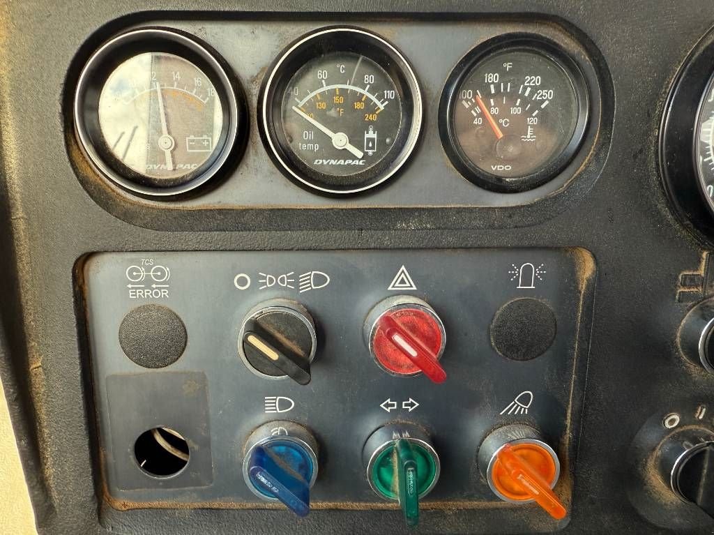 Packer & Walze des Typs Sonstige Dynapac CA612PD - Good Working Condition / Cummins Engine, Gebrauchtmaschine in Veldhoven (Bild 11)