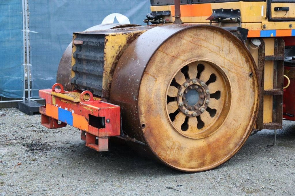 Packer & Walze des Typs Sonstige Dynapac CS 141, Gebrauchtmaschine in Antwerpen (Bild 11)