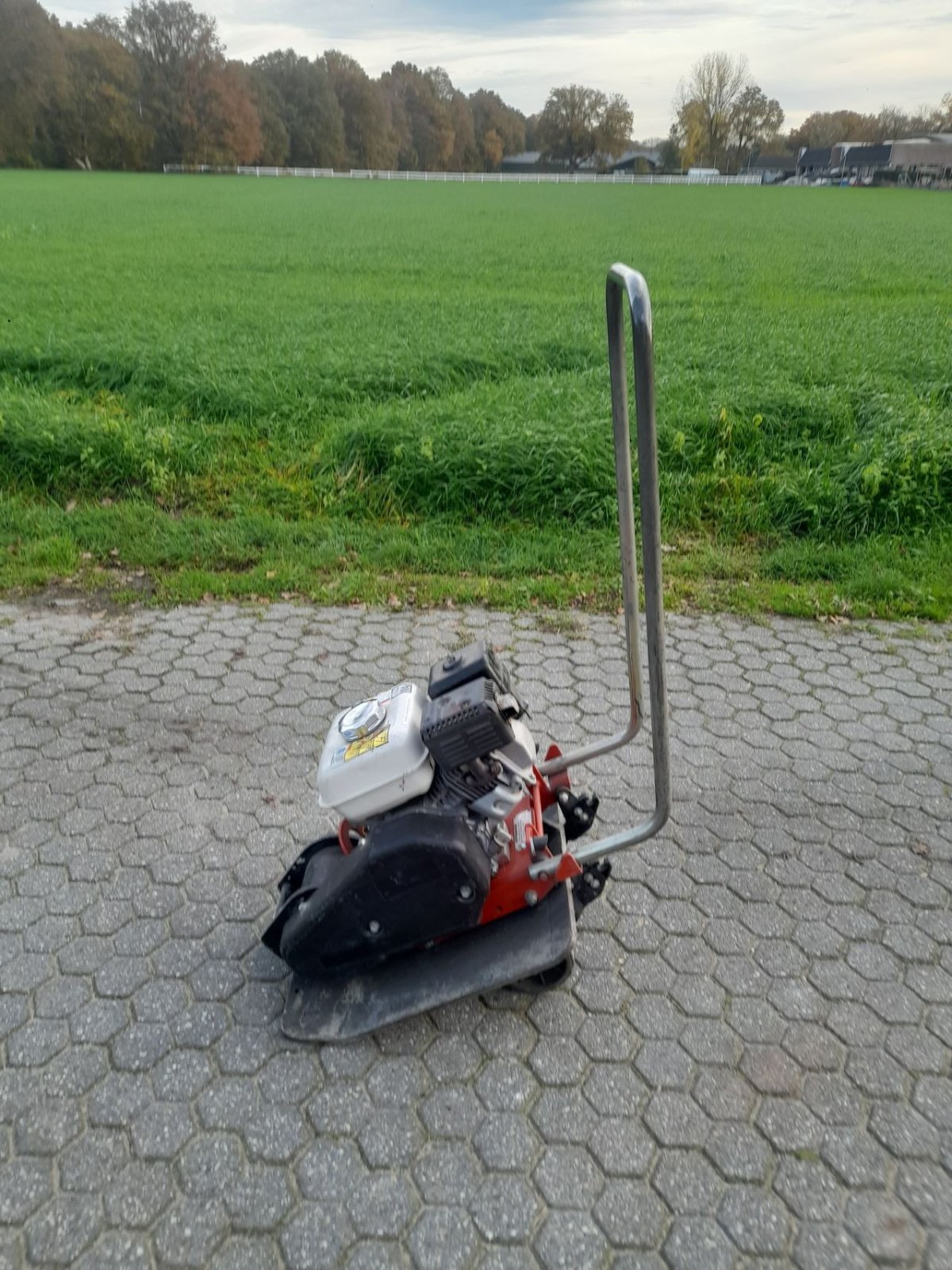 Packer & Walze del tipo Sonstige dynapac mikasa lf82, Gebrauchtmaschine In Veenendaal (Immagine 1)