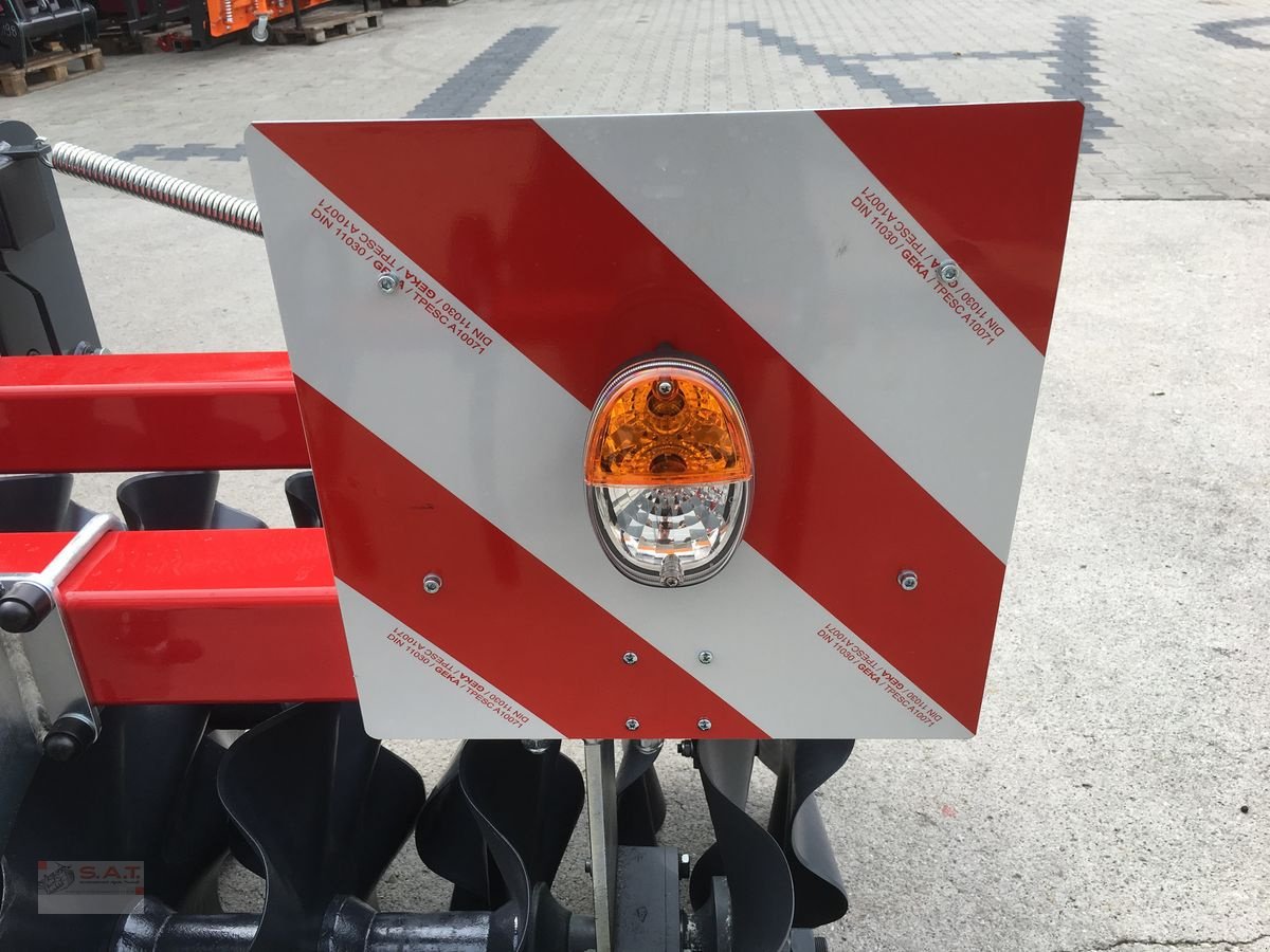 Packer & Walze des Typs Sonstige Frontpacker-Dragon 300-NEU, Neumaschine in Eberschwang (Bild 16)