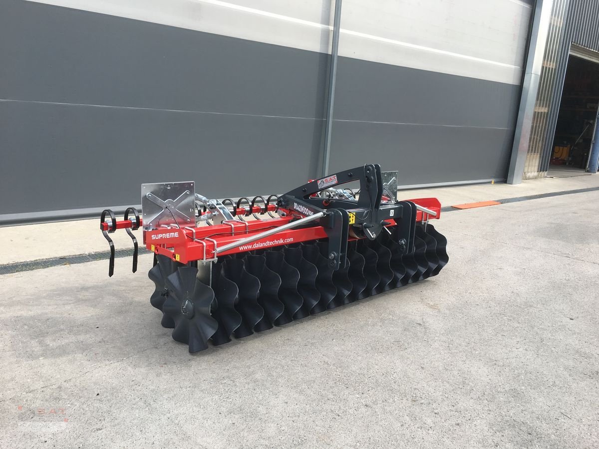 Packer & Walze des Typs Sonstige Frontpacker-Dragon 300-NEU, Neumaschine in Eberschwang (Bild 3)