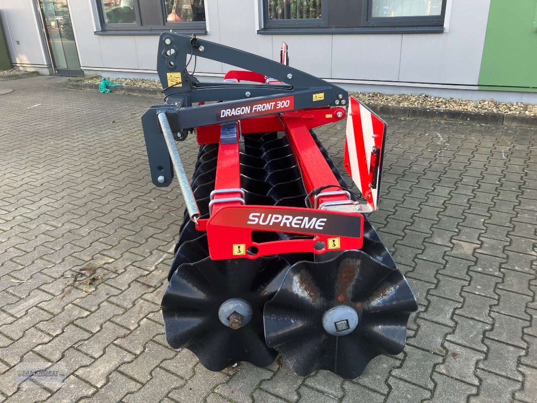 Packer & Walze des Typs Sonstige FRONTWELLSCHEIBENPAC, Neumaschine in Aurich (Bild 2)