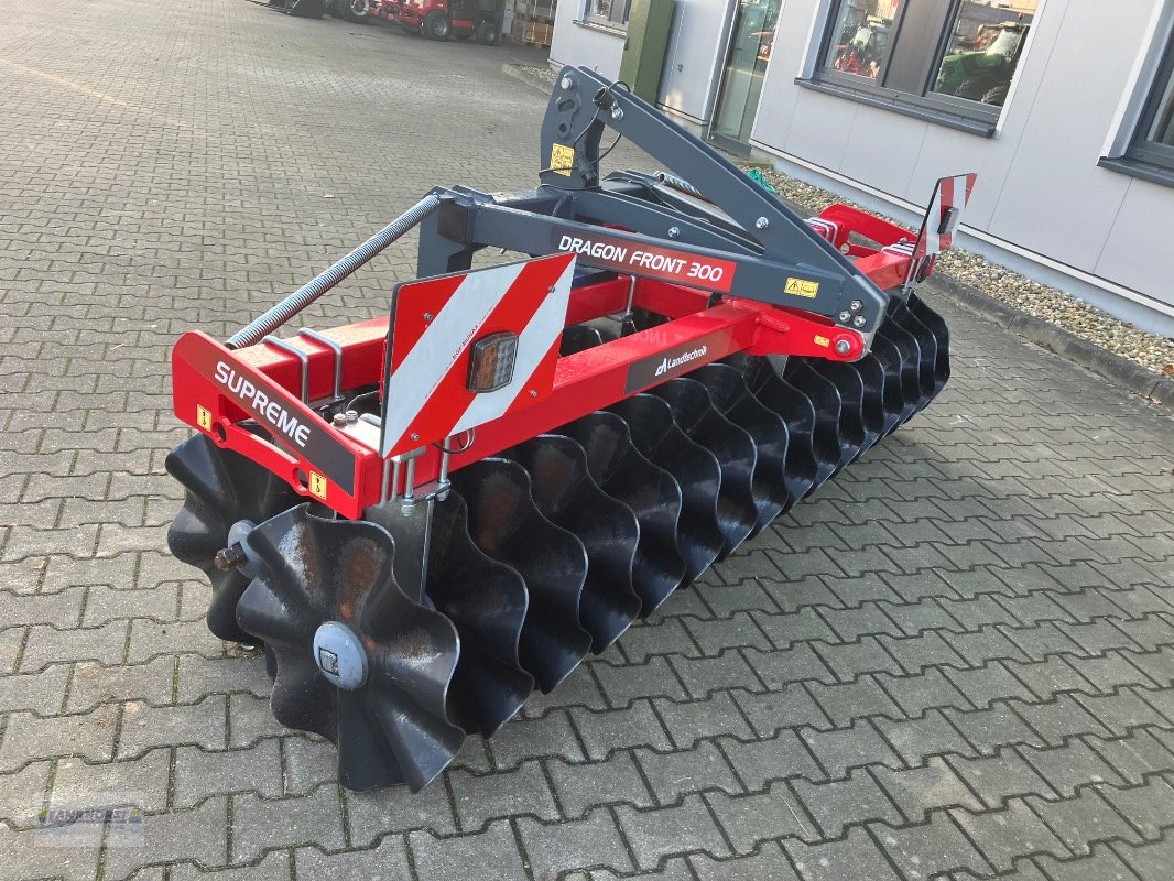 Packer & Walze des Typs Sonstige FRONTWELLSCHEIBENPAC, Neumaschine in Aurich (Bild 3)