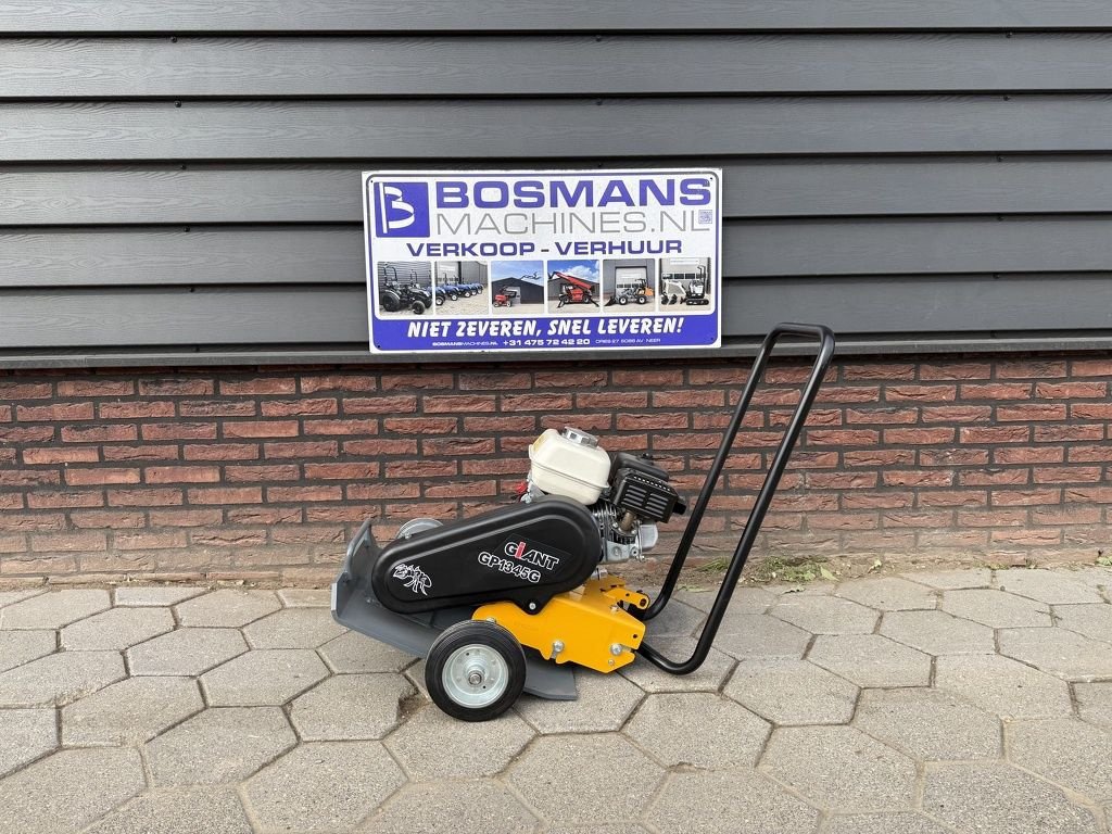 Packer & Walze des Typs Sonstige Giant GP1345 trilplaat NIEUW, Neumaschine in Neer (Bild 1)
