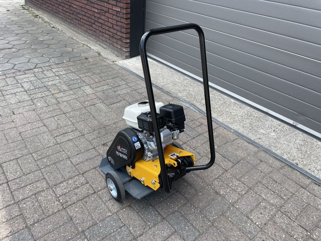 Packer & Walze des Typs Sonstige Giant GP1545G trilplaat NIEUW ACTIE prijs, Neumaschine in Neer (Bild 8)