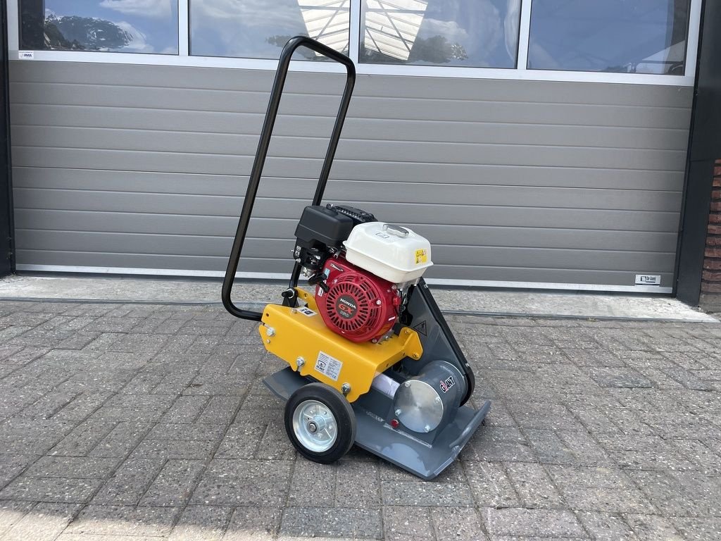 Packer & Walze des Typs Sonstige Giant GP1545G trilplaat NIEUW ACTIE prijs, Neumaschine in Neer (Bild 9)